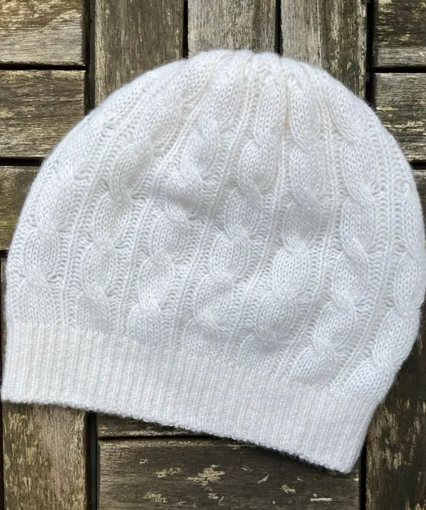 Cashmere Cable Knit Beanie Cream