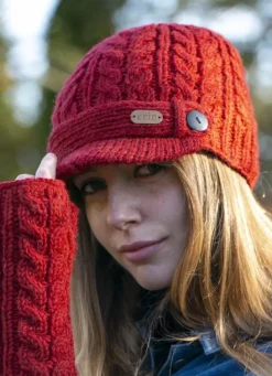 Erin Peak Cable Knit Hat Red