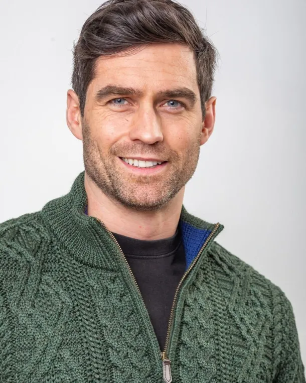 Heavyweight Extra Fine Merino Wool Half Zip Sweater - Forest Green