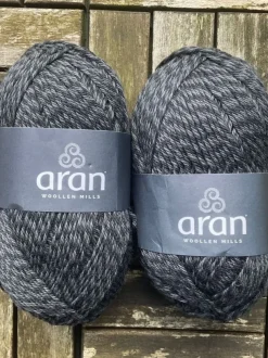 1Kilo Merino Wool Charcoal Marl 070