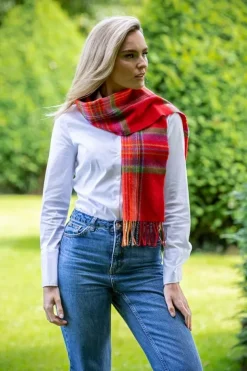 100% lambswool Red, Green & Blue 207