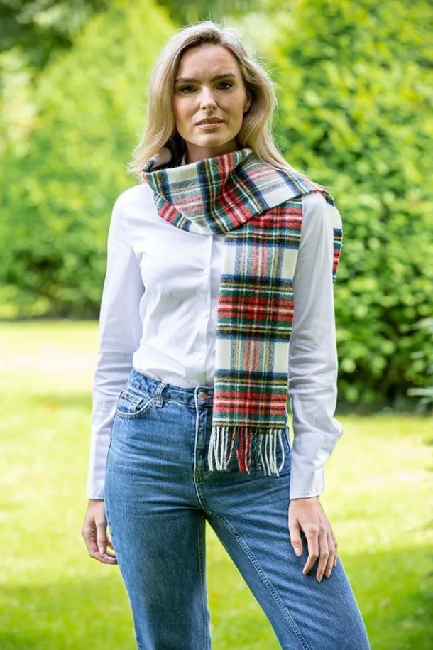100% Lambswool White Stewart Tartan