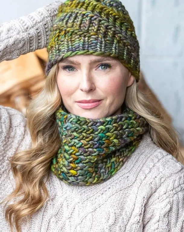 Made in Ireland Snood and Hat Set Green