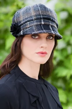 Newsboy Cap Black Brown White Colour 21