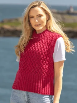 Trellis Crop Vest Bramble Red