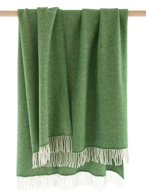 Wool and Cashmere Herringbone Throw Green Col.1491