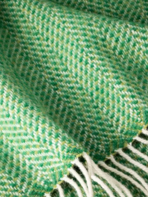Wool and Cashmere Herringbone Throw Green Col.1491